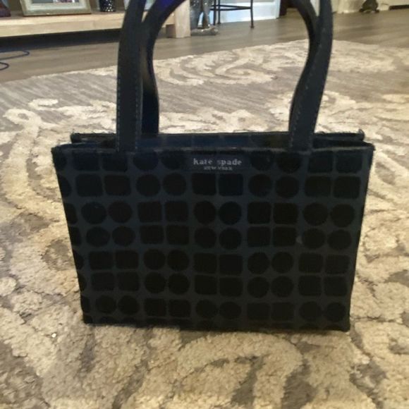 KATE SPADE SMALL HAND TOTE - Picture 6 of 11